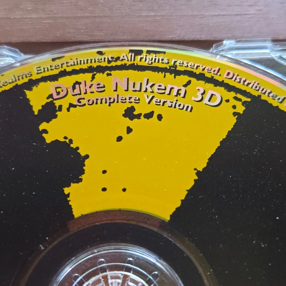 VTG 3D Realms Duke Nukem Complete Version PC Game Disc Yellow Black‎ Jewel Case